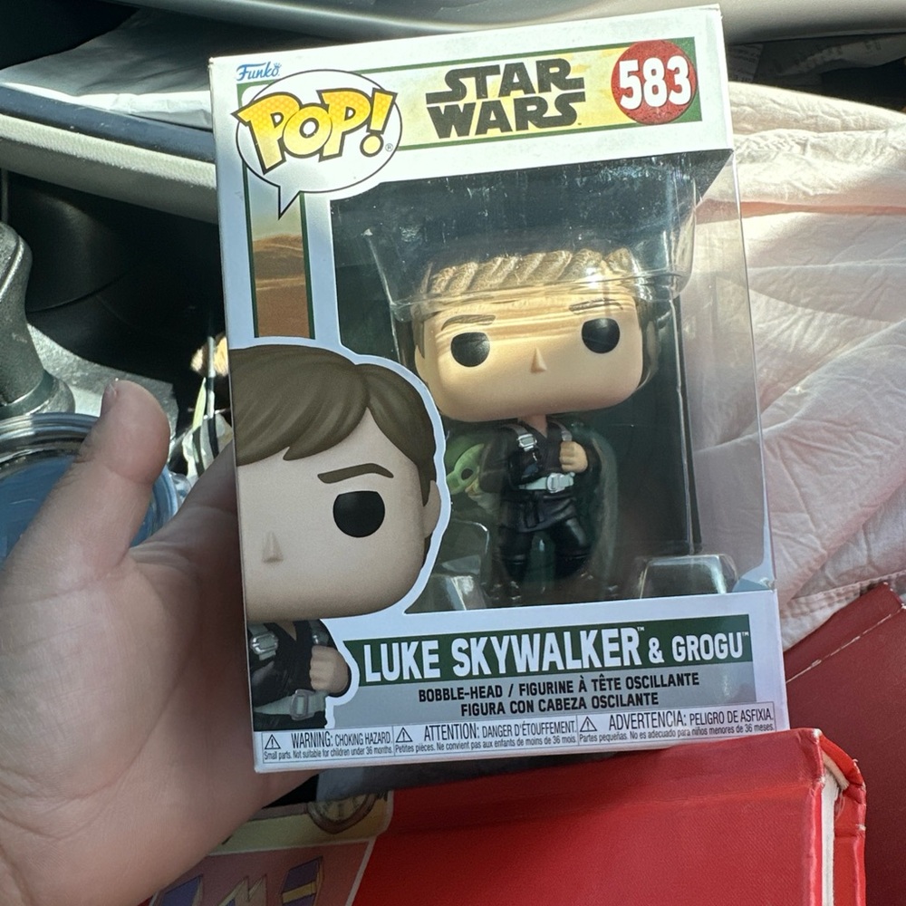 Funko Pop Star Wars Luke & Grogu Vinyl Figure